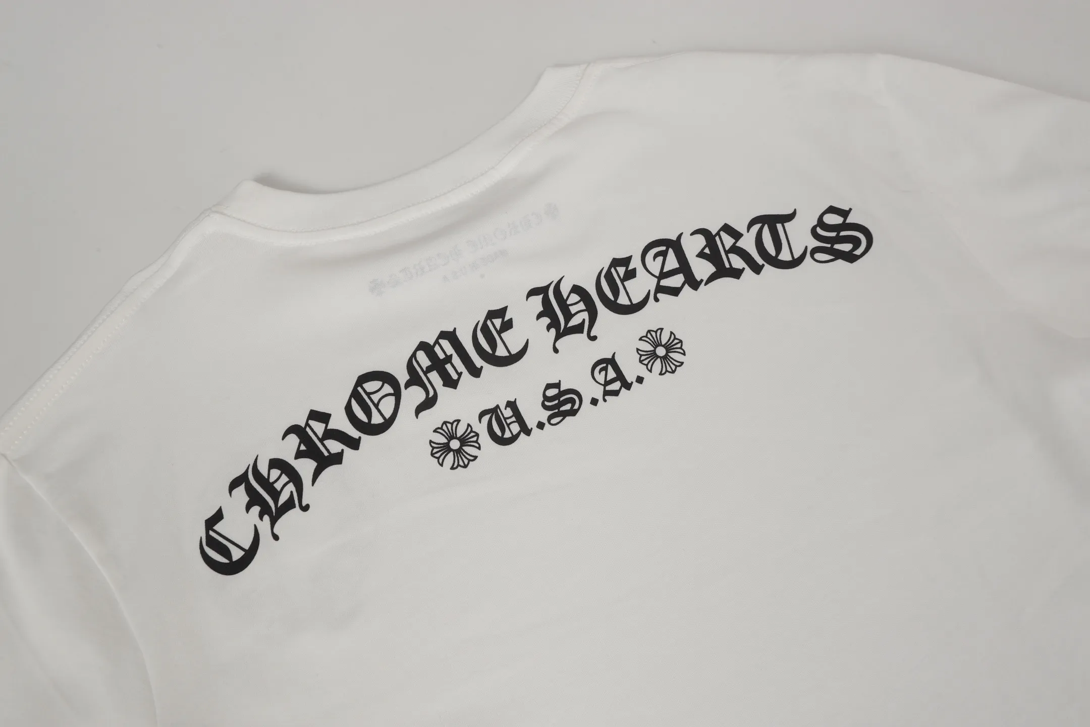 P150 -Chrome Hearts/Chrome Hearts 23ss scroll simple Sanskrit letters popular long-sleeved T-shirt -High weight, high density and high quality. The wool is soft, delicate and skin-friendly. It feels soft and silky. It has excellent warmth and skin-friendly properties.